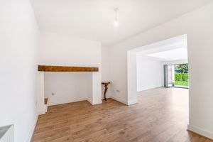 Photo 25- click for photo gallery